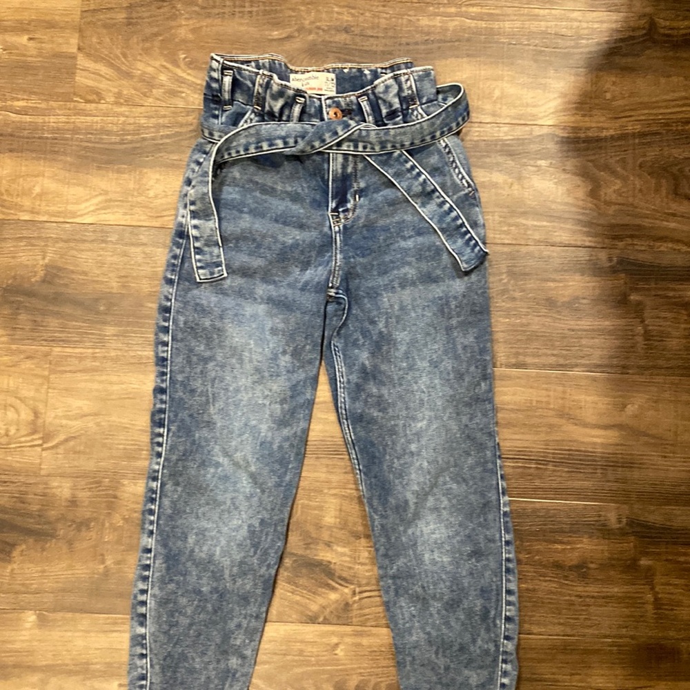 High rise mini mom jeans
